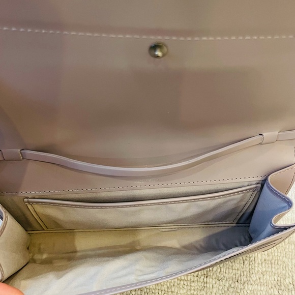 Louis Vuitton Lilac Epi Honfleur Clutch - Picture 8 of 11